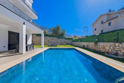 VİLLA DAİSY TRES 1299