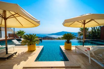 VİLLA TİTANİC 1343